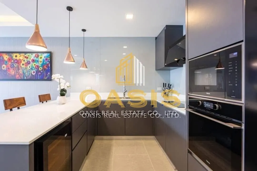 stunning pool villa located in the heart of Pattaya’s seaside zone