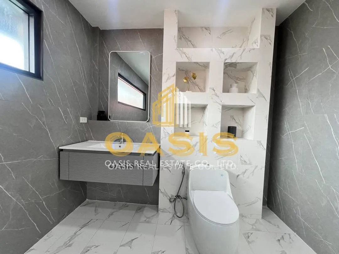 Luxury Pool Villa for Rent in Eakmongkol Village – Beachside Location
