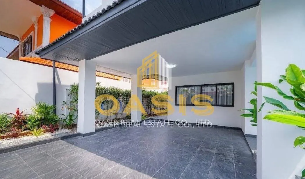 Luxury Pool Villa for Rent in Eakmongkol Village – Beachside Location