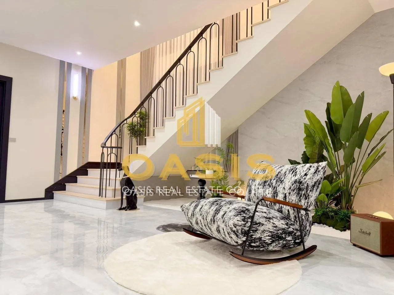 Luxury Modern Pool Villa – Ready to Move In | Fully Furnished