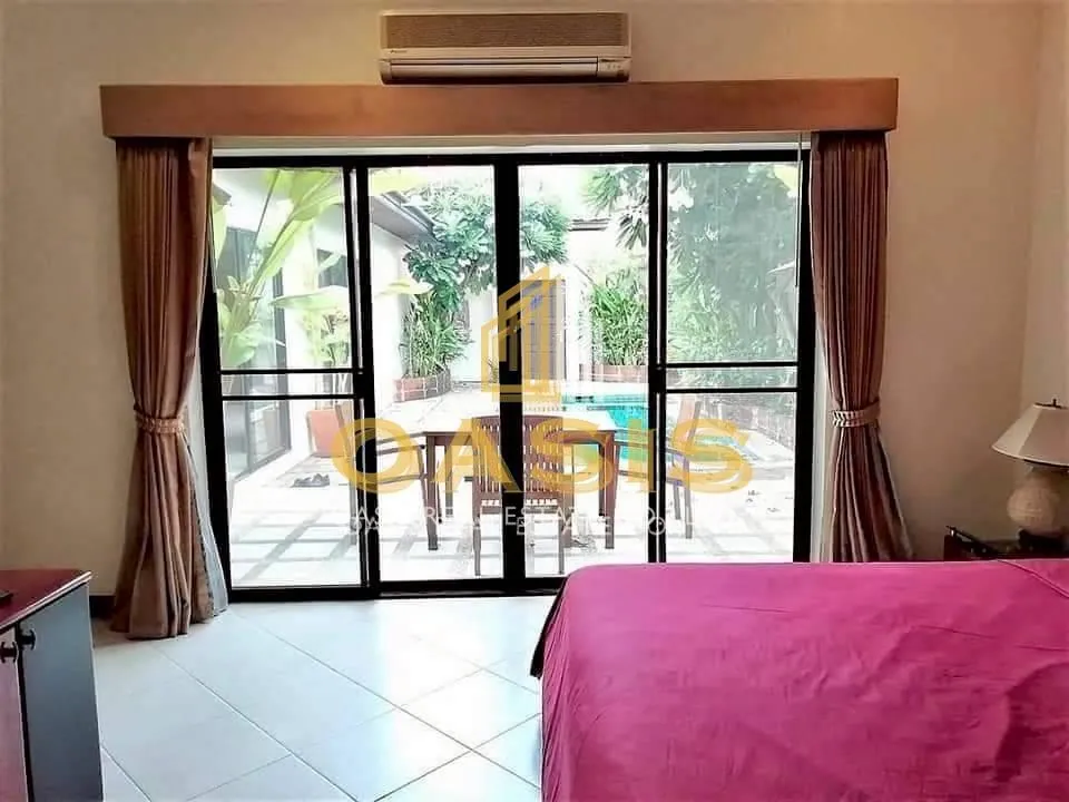 Beautiful private pool villa located in the prestigious View Talay Villas