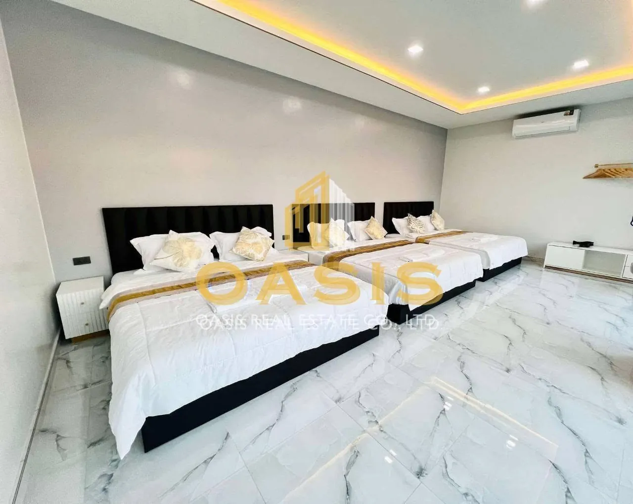 Luxury Pool villa for sale in Na Jomtien