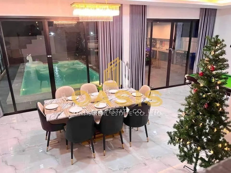 Luxury Pool villa for sale in Na Jomtien