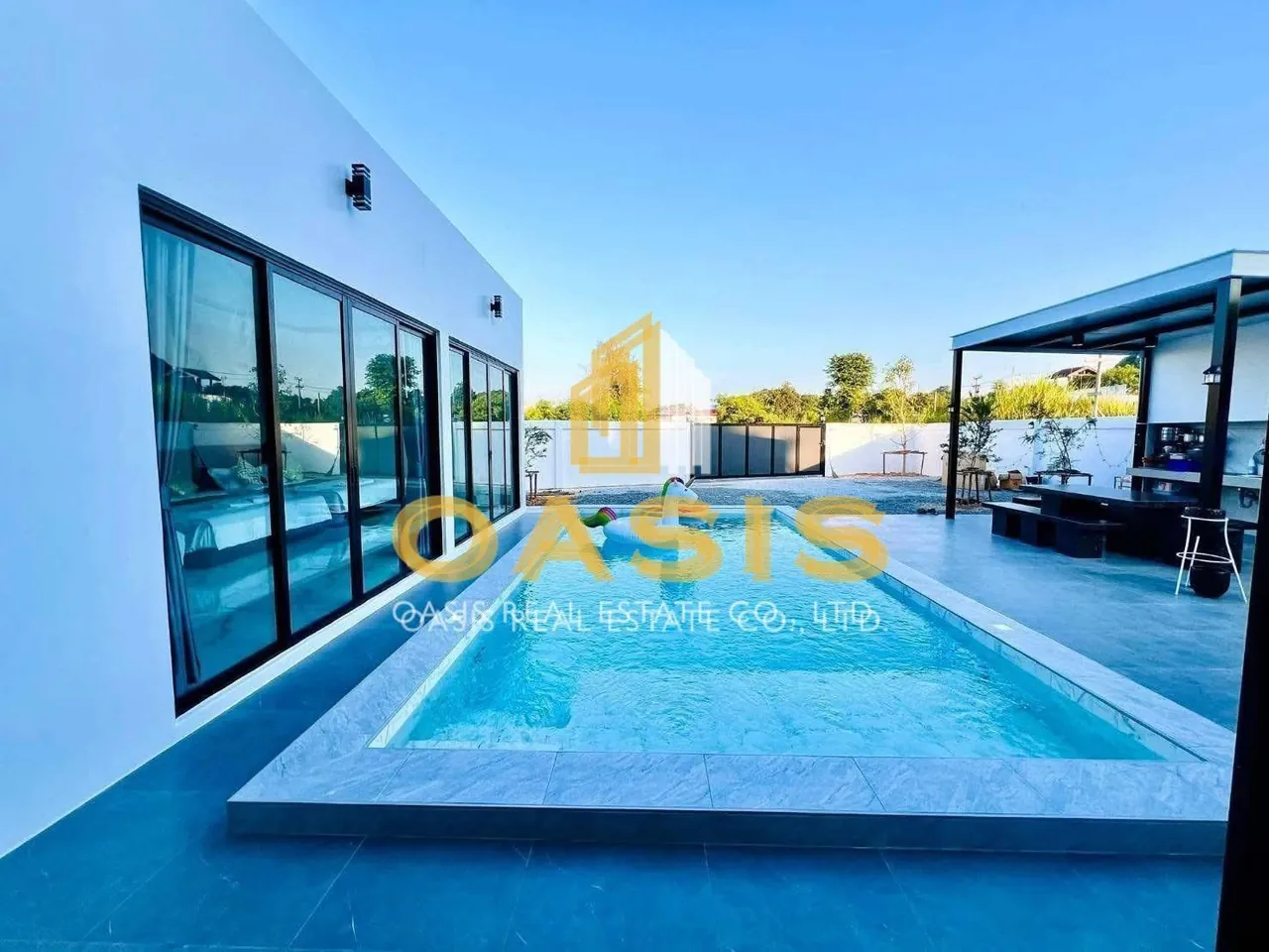 Luxury Pool villa for sale in Na Jomtien