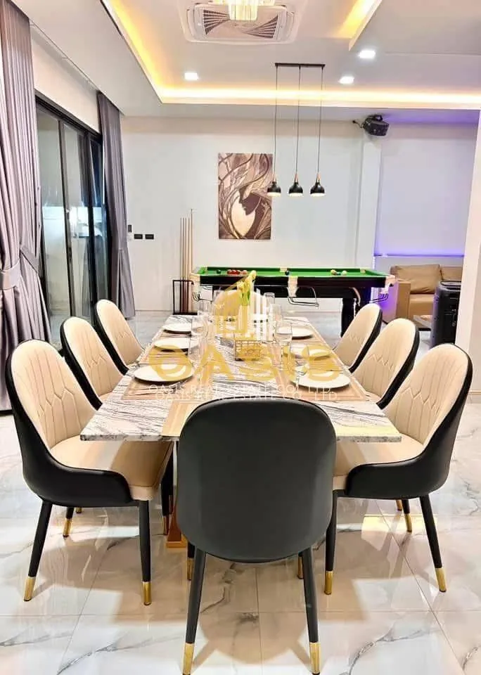 Luxury Pool villa for sale in Na Jomtien