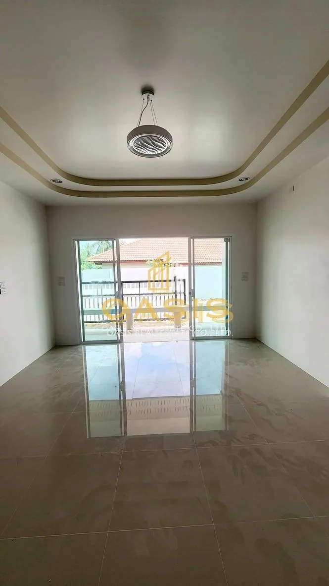Spacious Single House with 3-Car Parking on 50 sq.wah Land