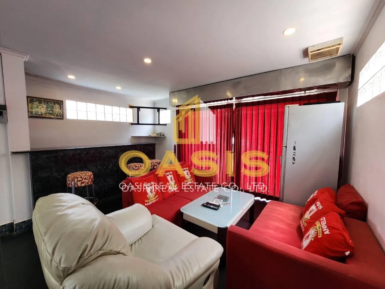 Hot Deal Pool Villa Compound in central Pattaya
