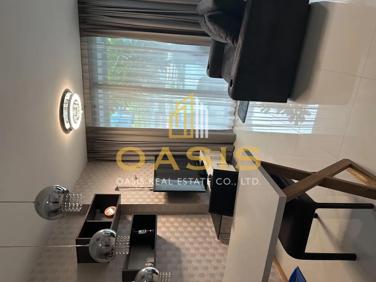 Acqua Condominium – Pool Access Unit for Sale