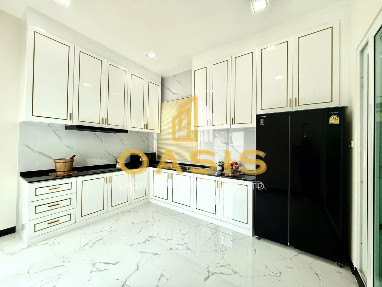 Luxury House for Sale in Baan Sirisa 16