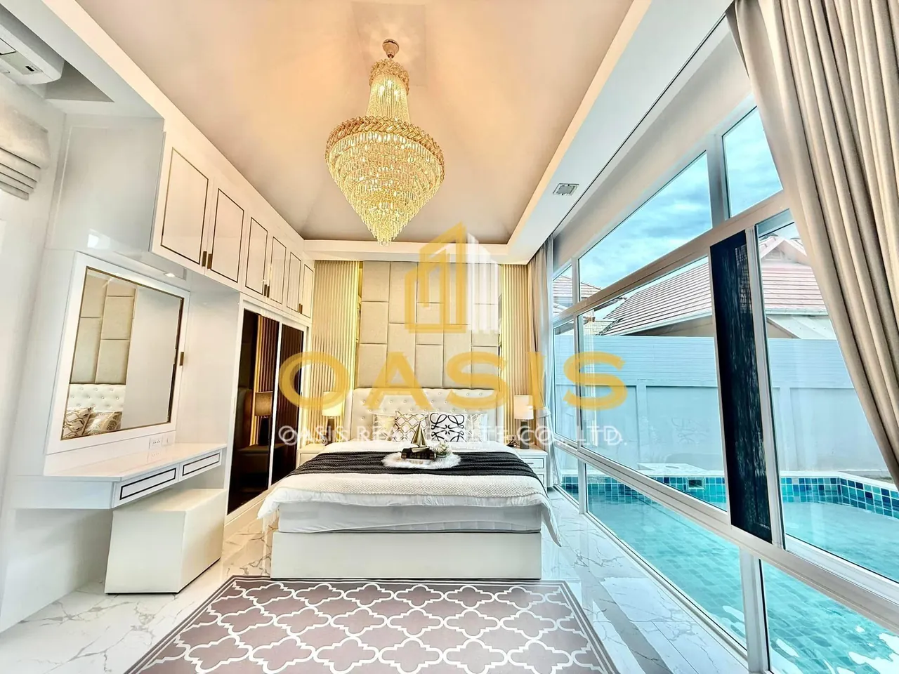 Luxury House for Sale in Baan Sirisa 16