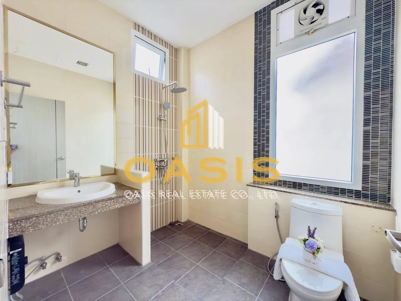 Luxury House for Sale in Baan Sirisa 16