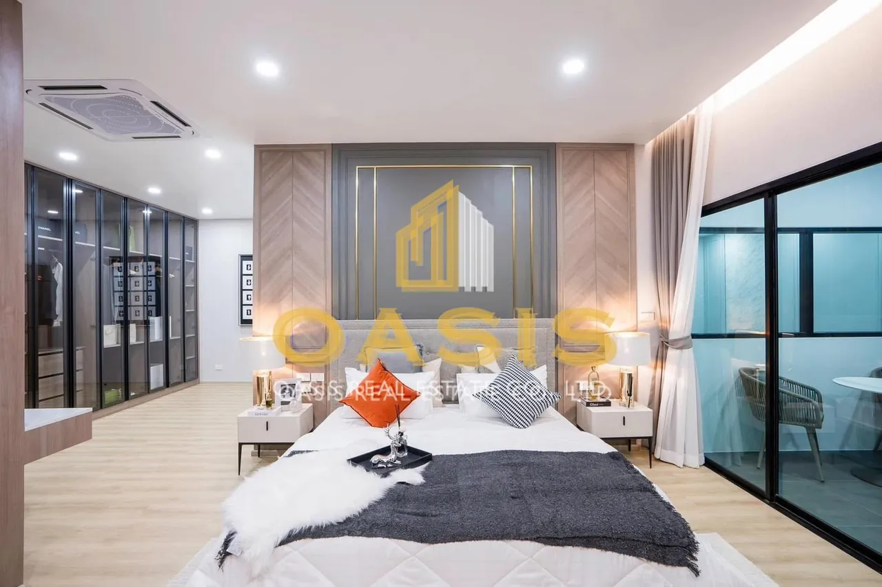 Newly Built Pool Villa in Huay Yai For Sale