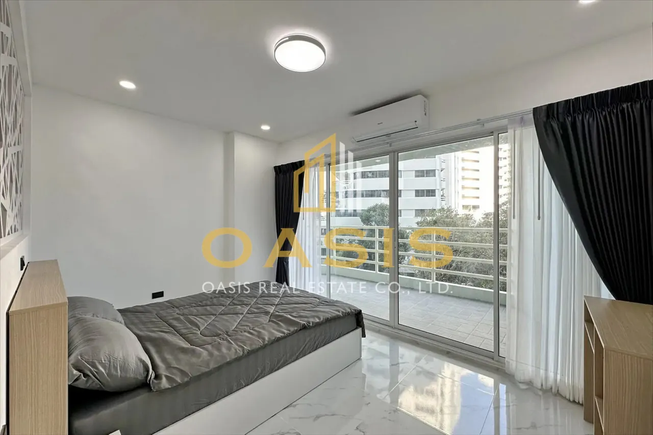 Fully Renovated Sea View Condo for Sale  View Talay 5C