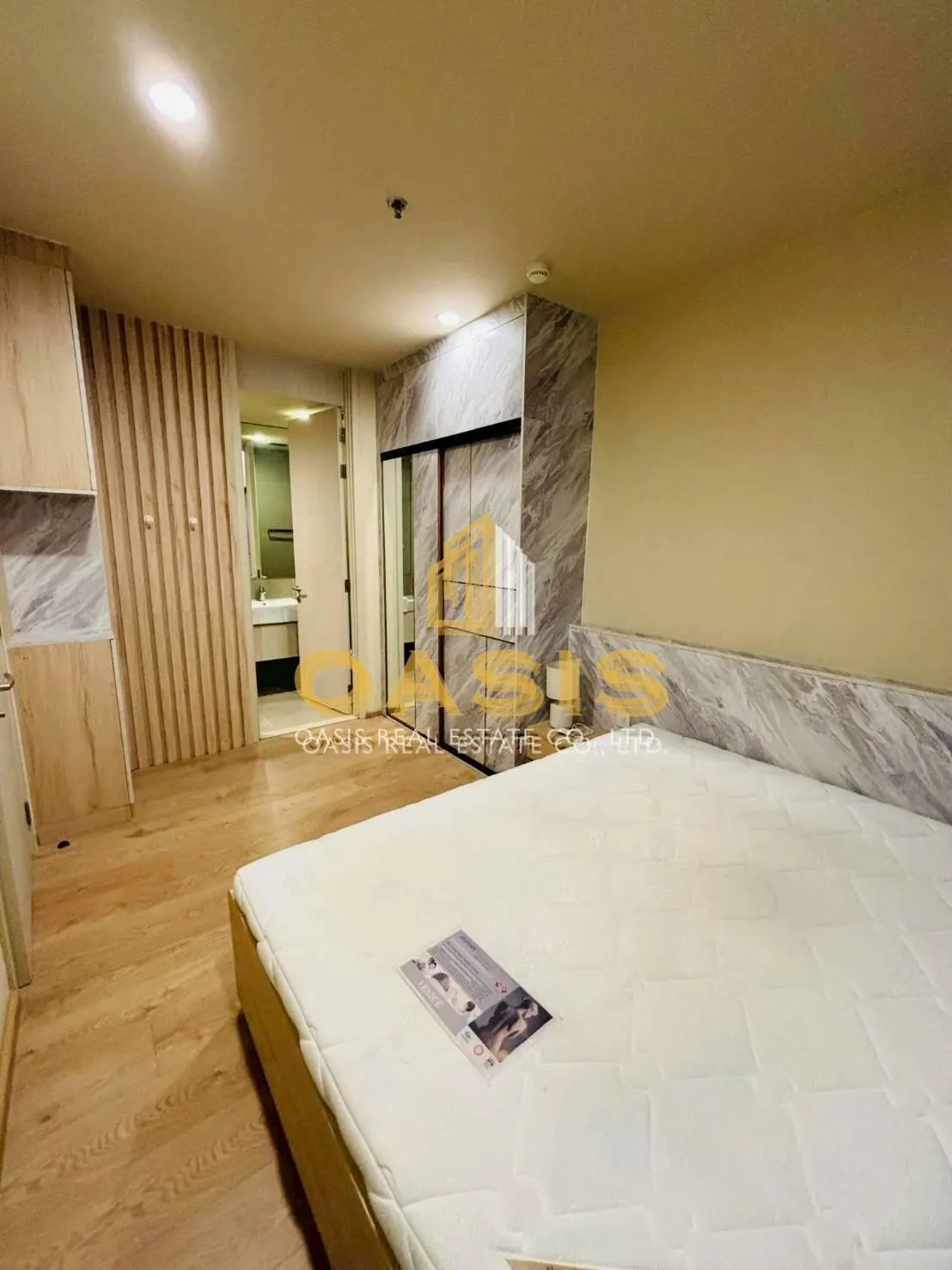 1-Bedroom Condo at Noble Recole, Asoke for rent