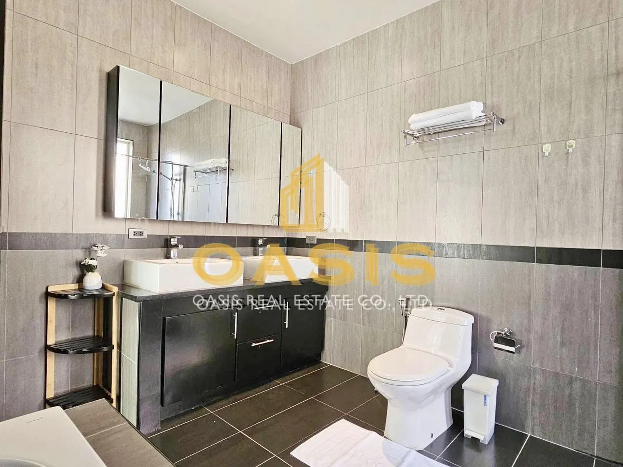 Luxury Pool Villa For Sale Whispering Palms, Mabprachan