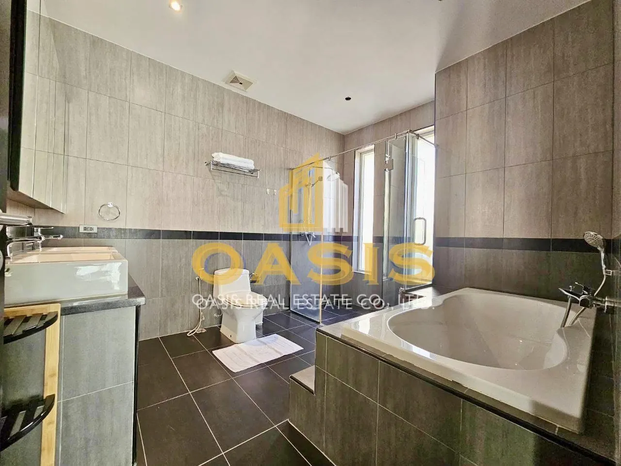 Luxury Pool Villa For Sale Whispering Palms, Mabprachan