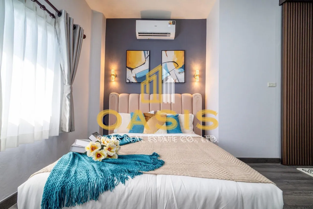 Beautiful Modern Luxury Home for Sale Pattaya Hill Village 2
