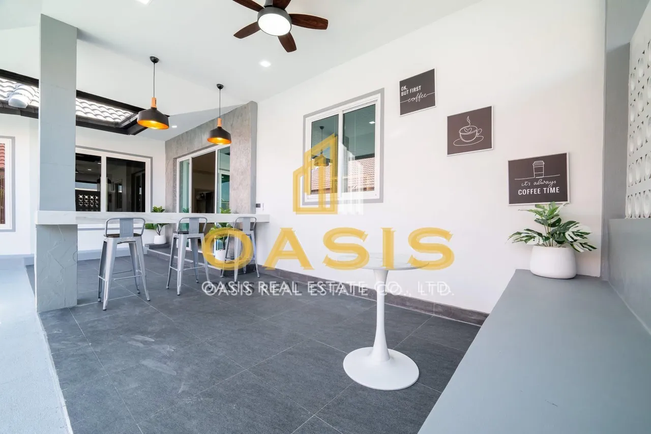 Beautiful Modern Luxury Home for Sale Pattaya Hill Village 2