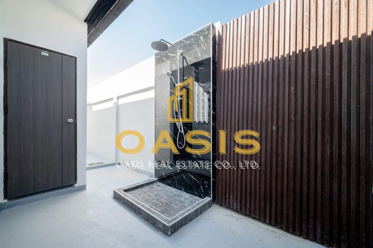 Beautiful Modern Luxury Home for Sale Pattaya Hill Village 2