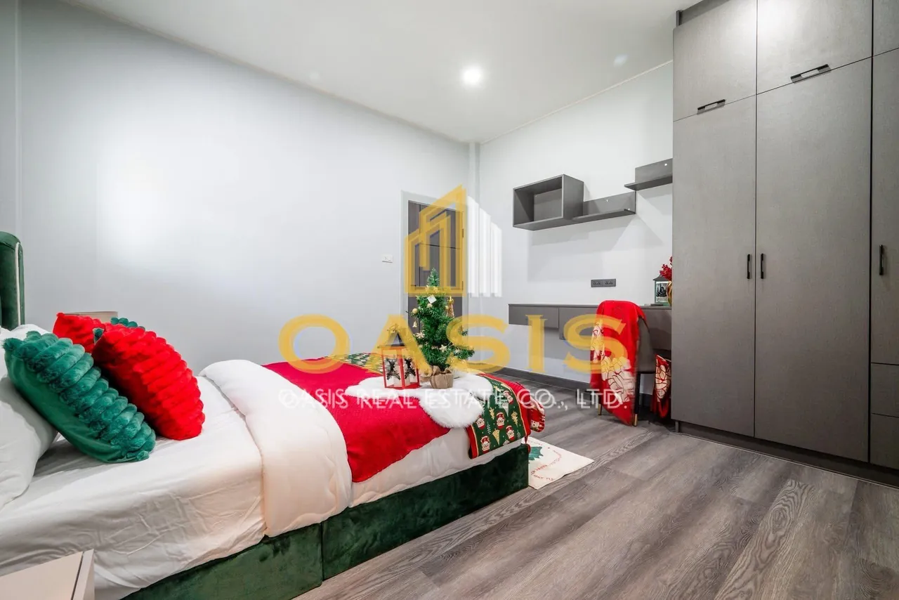 Beautiful Modern Luxury Home for Sale Pattaya Hill Village 2