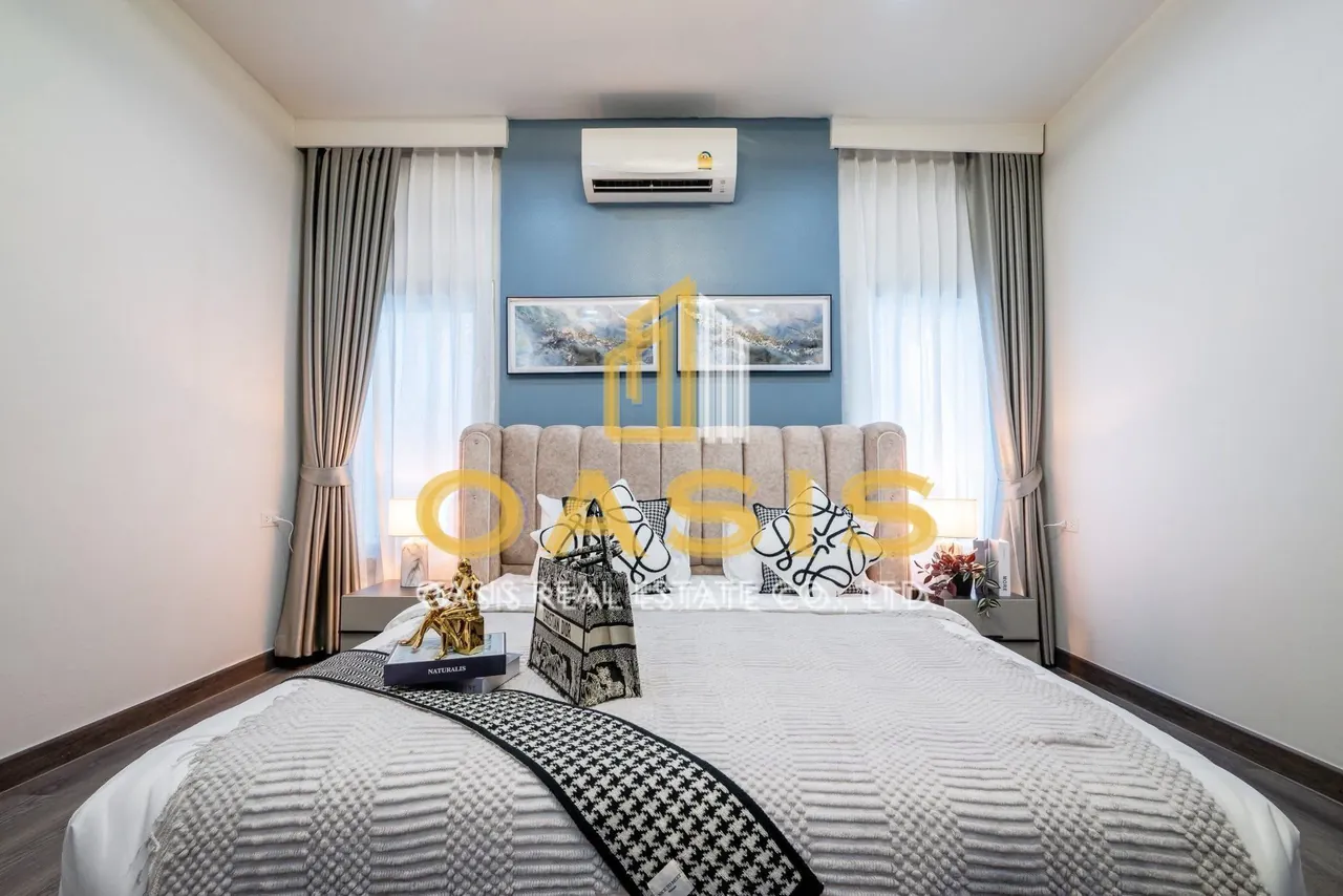 Beautiful Modern Luxury Home for Sale Pattaya Hill Village 2