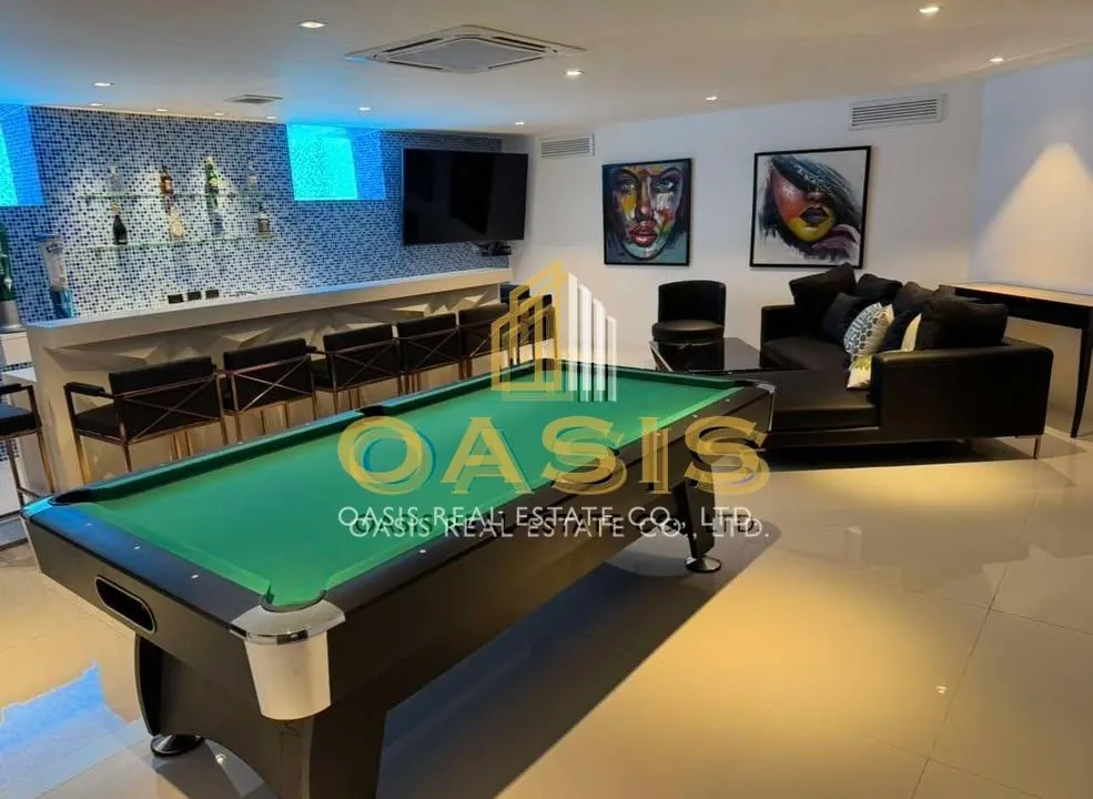 Prestigious Luxury Villa for Sale Pratumnak Soi 5