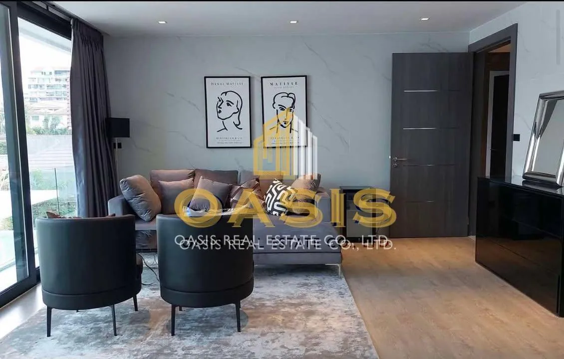 Prestigious Luxury Villa for Sale Pratumnak Soi 5
