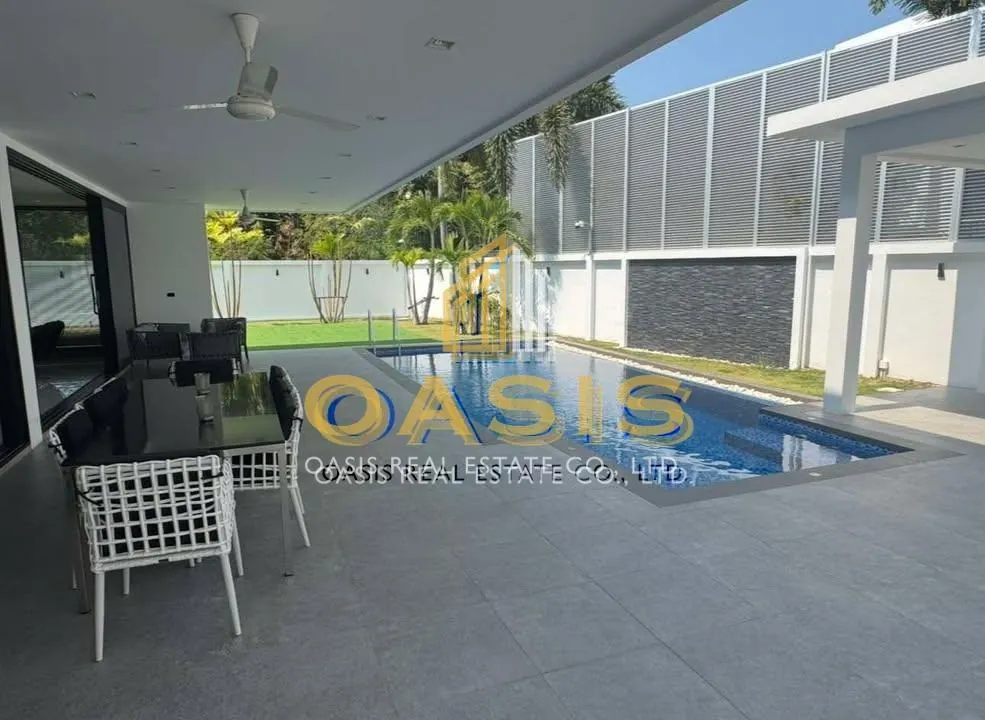 Prestigious Luxury Villa for Sale Pratumnak Soi 5