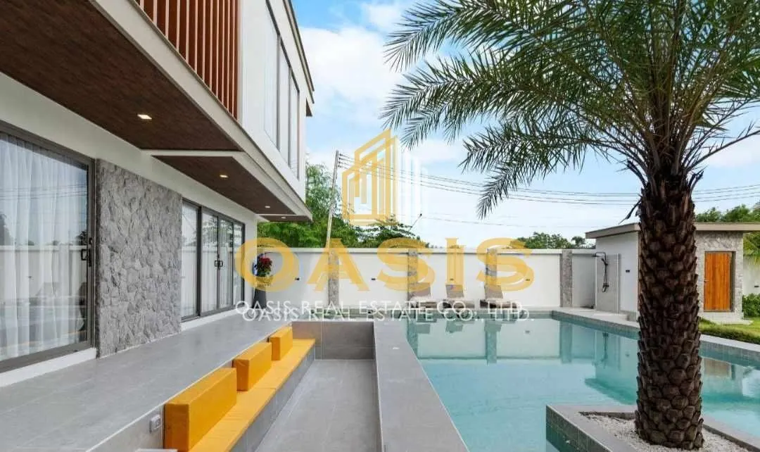Luxury Modern Style Pool Villa for Sale in Huai Yai