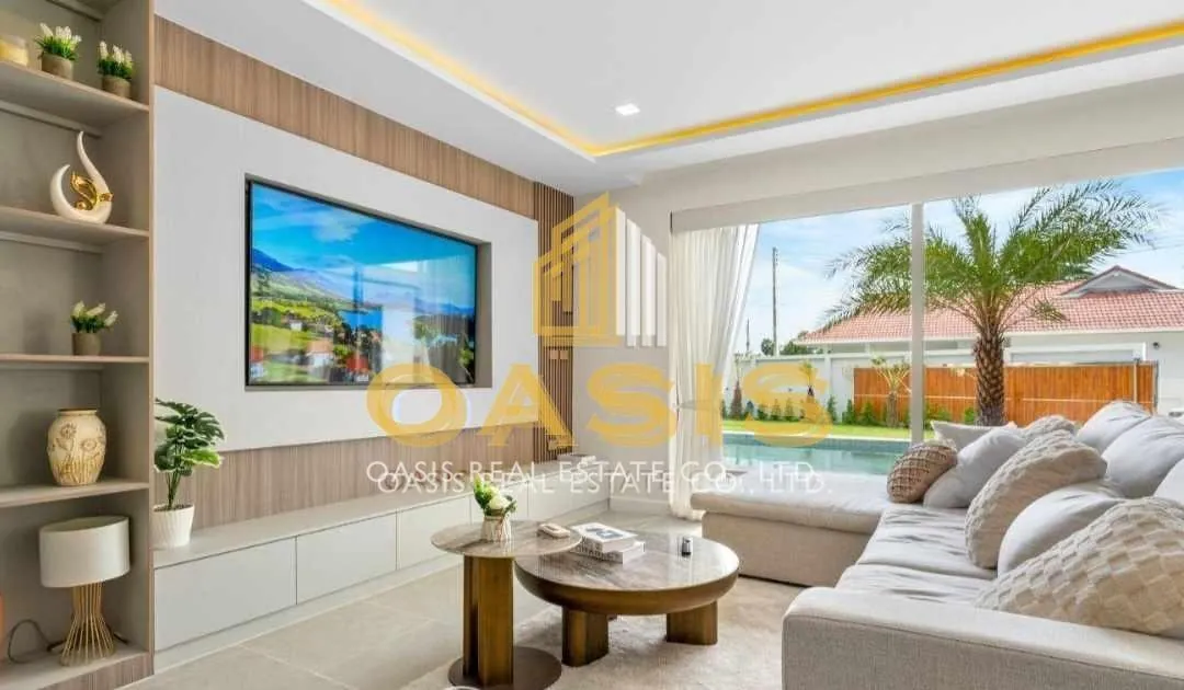 Luxury Modern Style Pool Villa for Sale in Huai Yai
