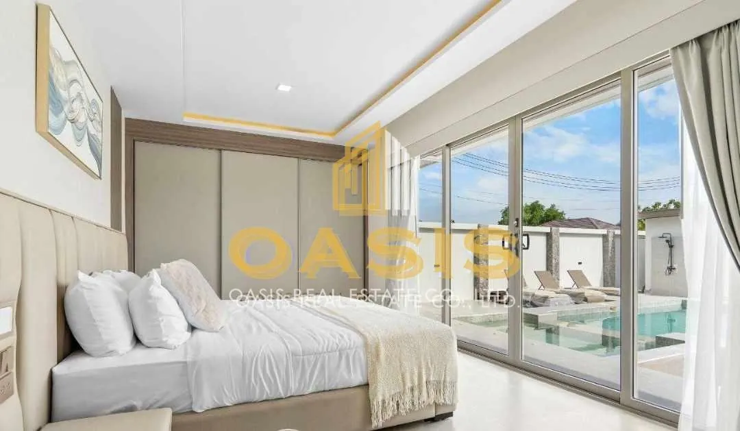 Luxury Modern Style Pool Villa for Sale in Huai Yai