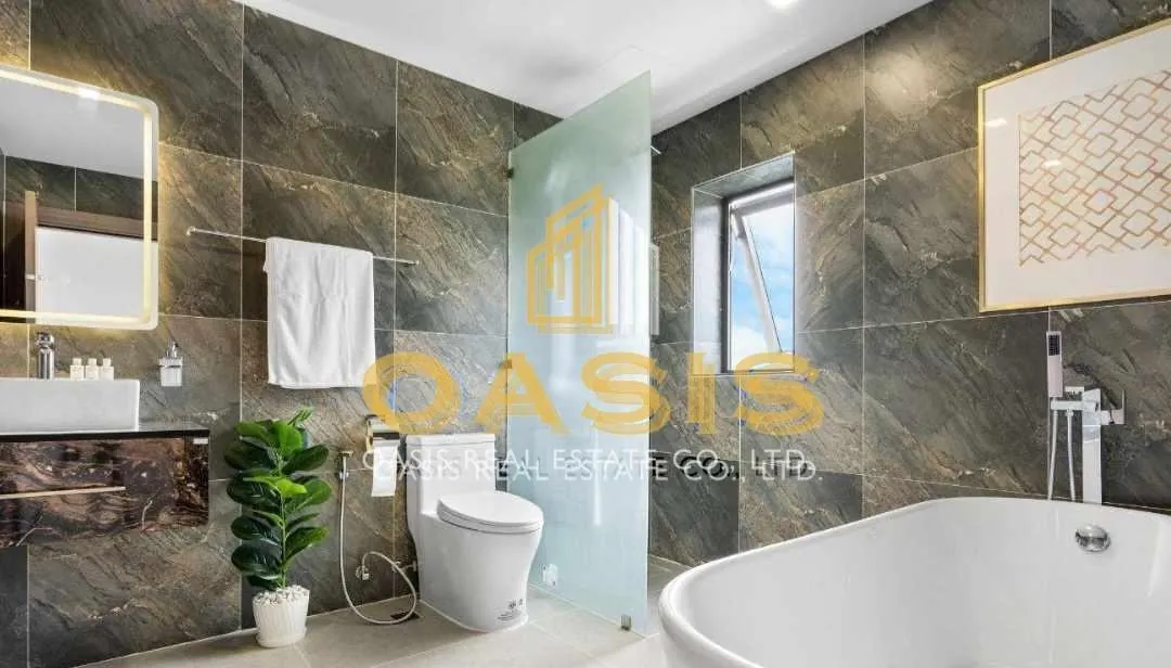 Luxury Modern Style Pool Villa for Sale in Huai Yai