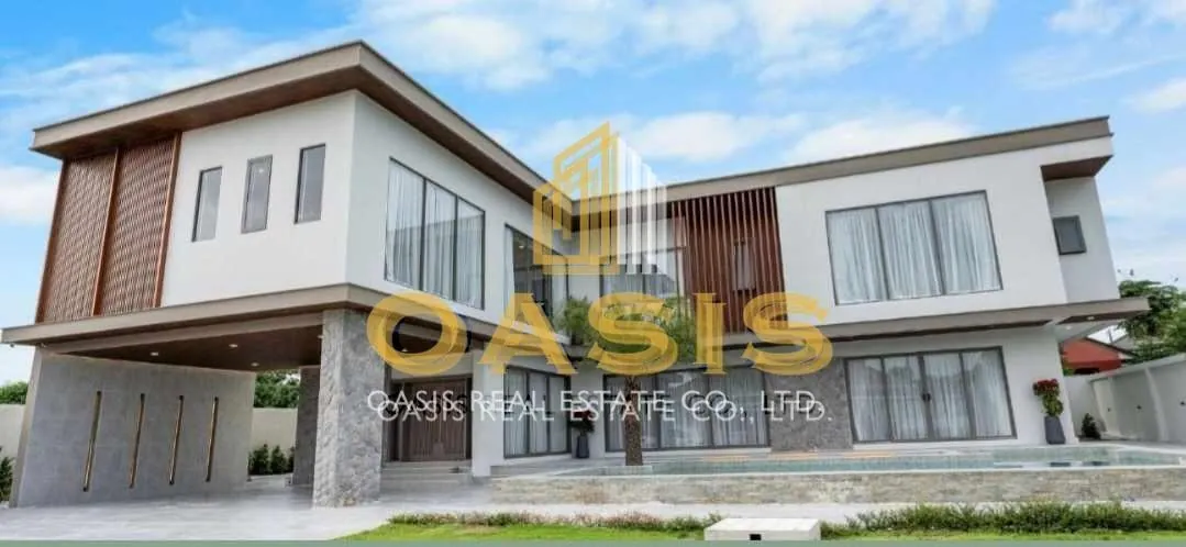 Luxury Modern Style Pool Villa for Sale in Huai Yai