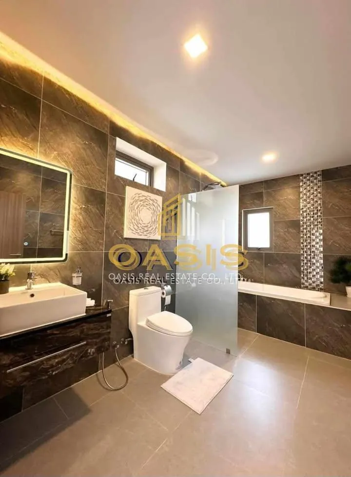 Luxury Modern Style Pool Villa for Sale in Huai Yai