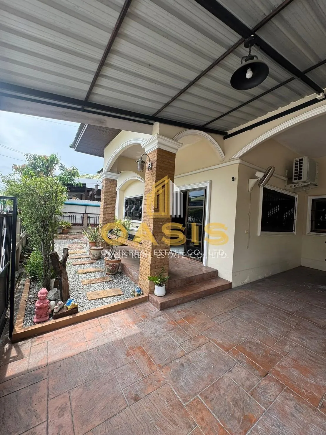 Single-Story House in Phonthep Garden Ville for sale