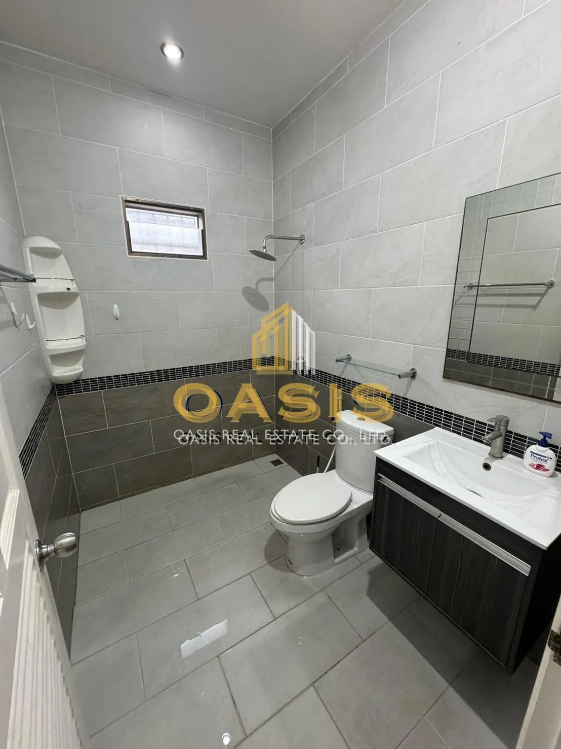 Single-Story House in Phonthep Garden Ville for sale