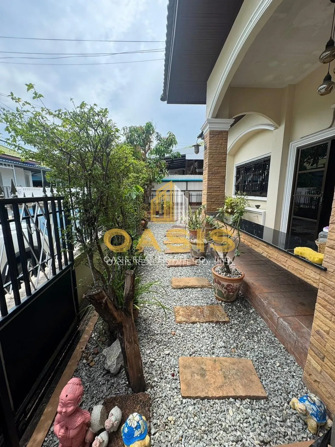 Single-Story House in Phonthep Garden Ville for sale