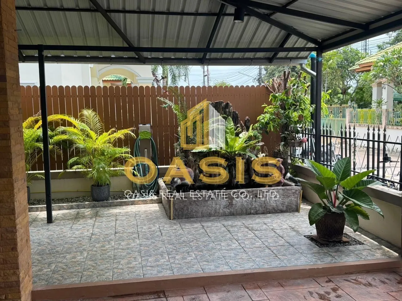 Single-Story House in Phonthep Garden Ville for sale