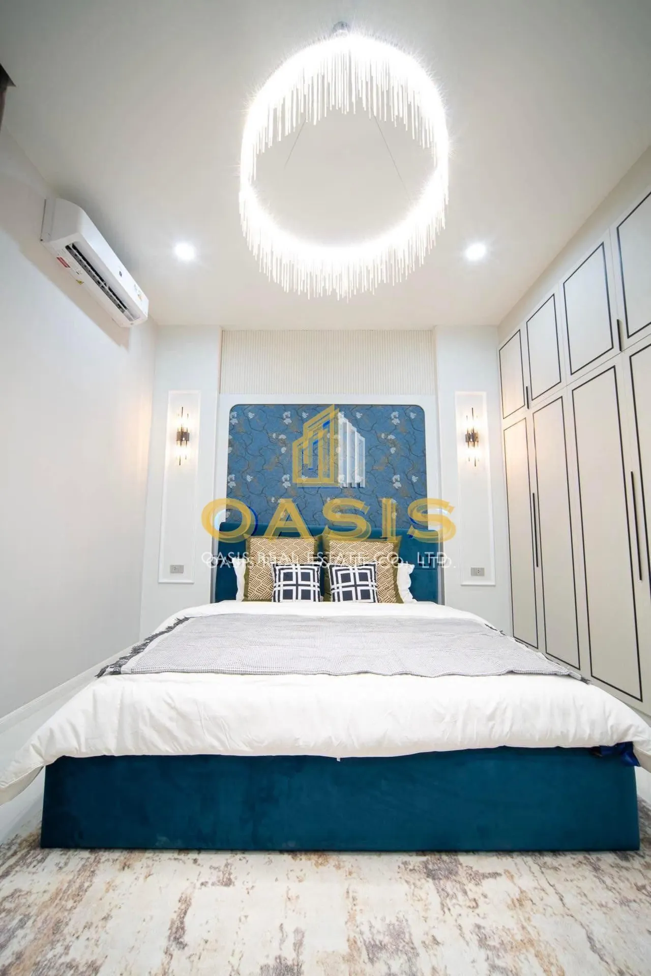 Stunning Single-Storey House for sale