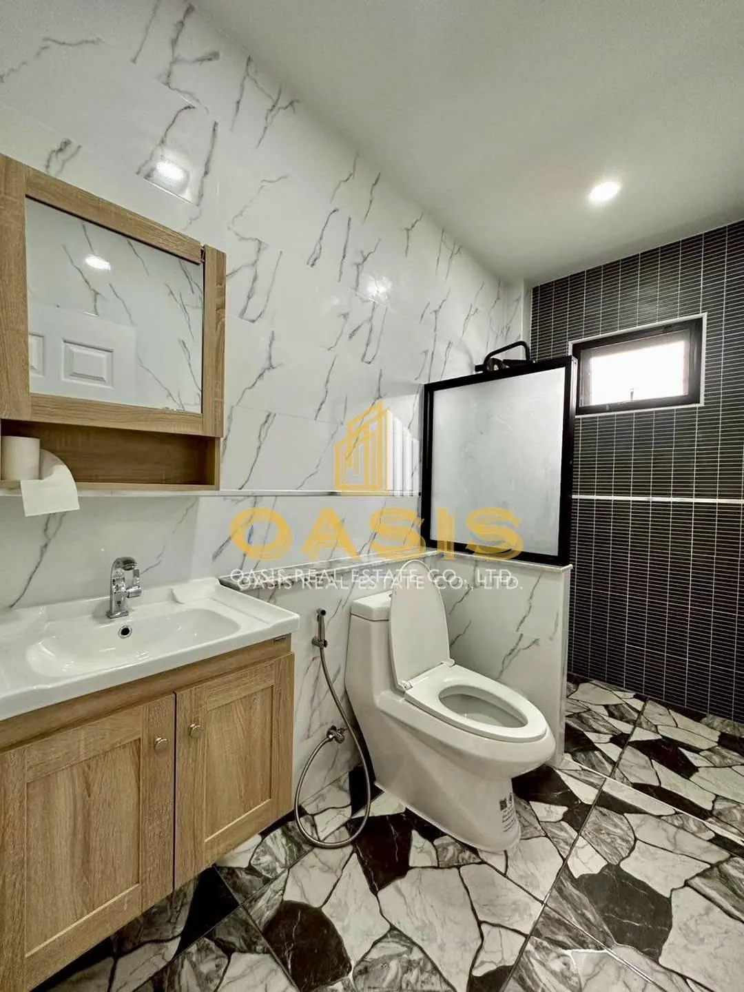 Charming Pool Villa Near Mabprachan Reservoir For Sale