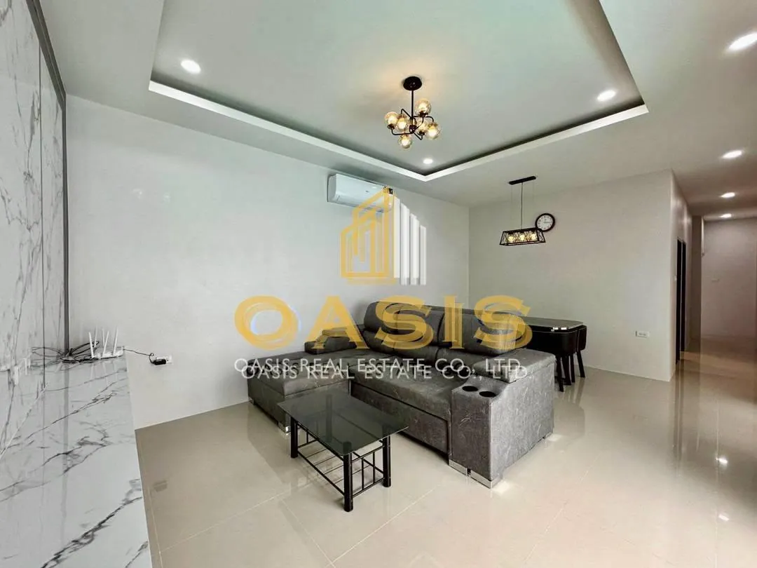 Charming Pool Villa Near Mabprachan Reservoir For Sale