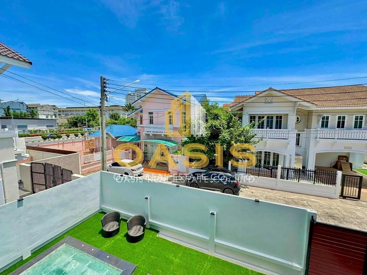 Baan Fahrimhaad Pool Villa For Sale