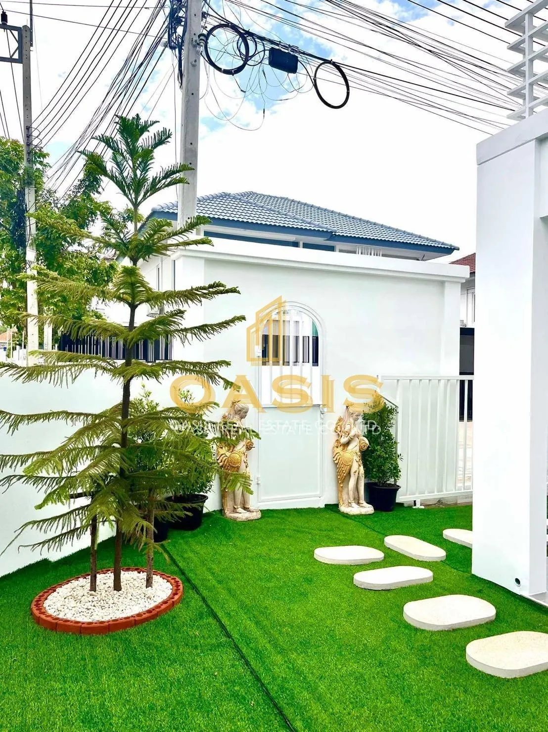 Urgent Sale! 2-Storey Detached Corner House in Pruksa Nara Village