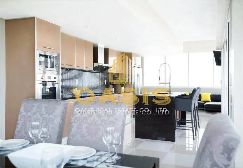 Commercial Luxury Apartment Building for Sale in Pratumnak Soi 5