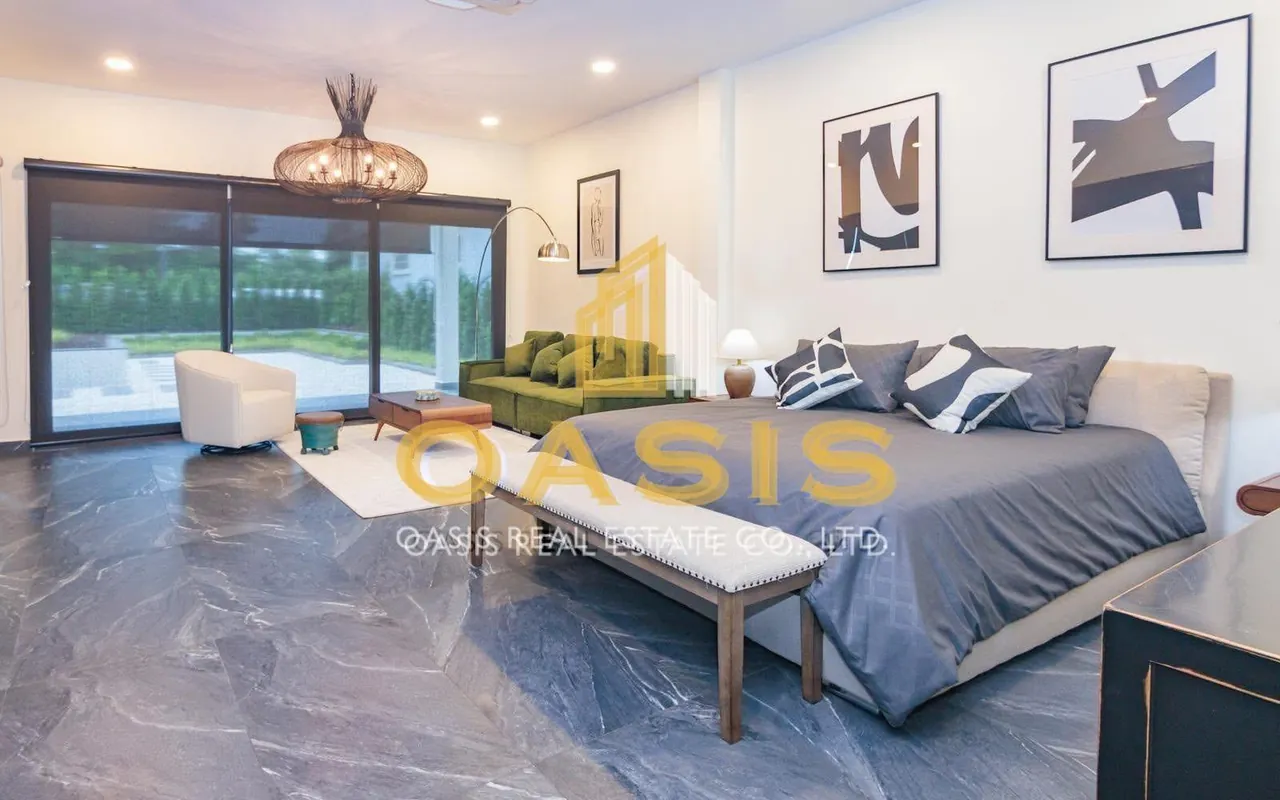 Stunning New Build in Mabprachan Lake - The Village Horseshoe Point FOR SALE