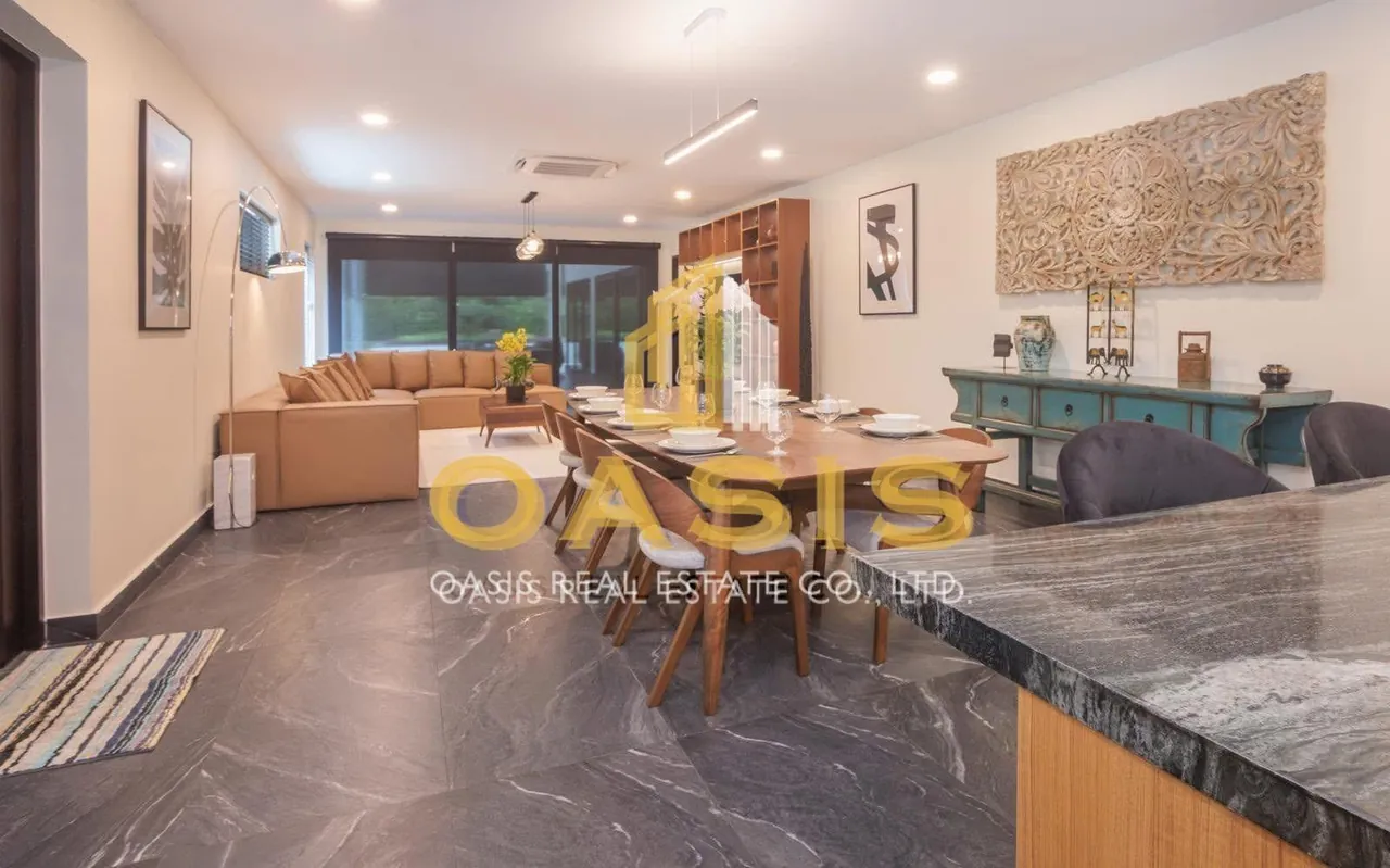Stunning New Build in Mabprachan Lake - The Village Horseshoe Point FOR SALE