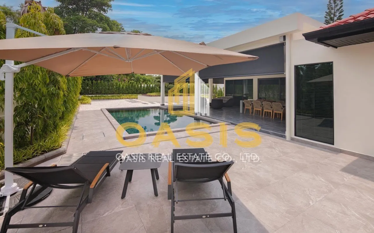Stunning New Build in Mabprachan Lake - The Village Horseshoe Point FOR SALE