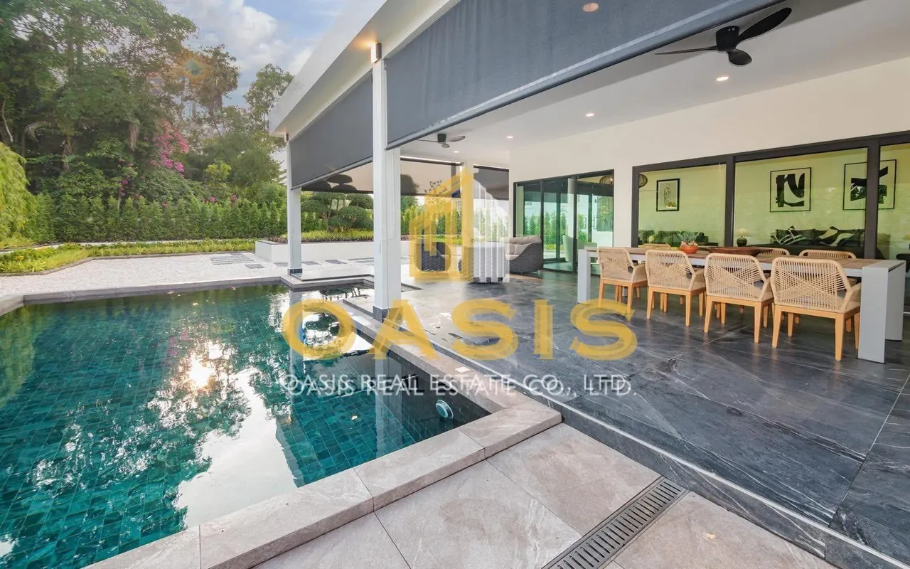Stunning New Build in Mabprachan Lake - The Village Horseshoe Point FOR SALE