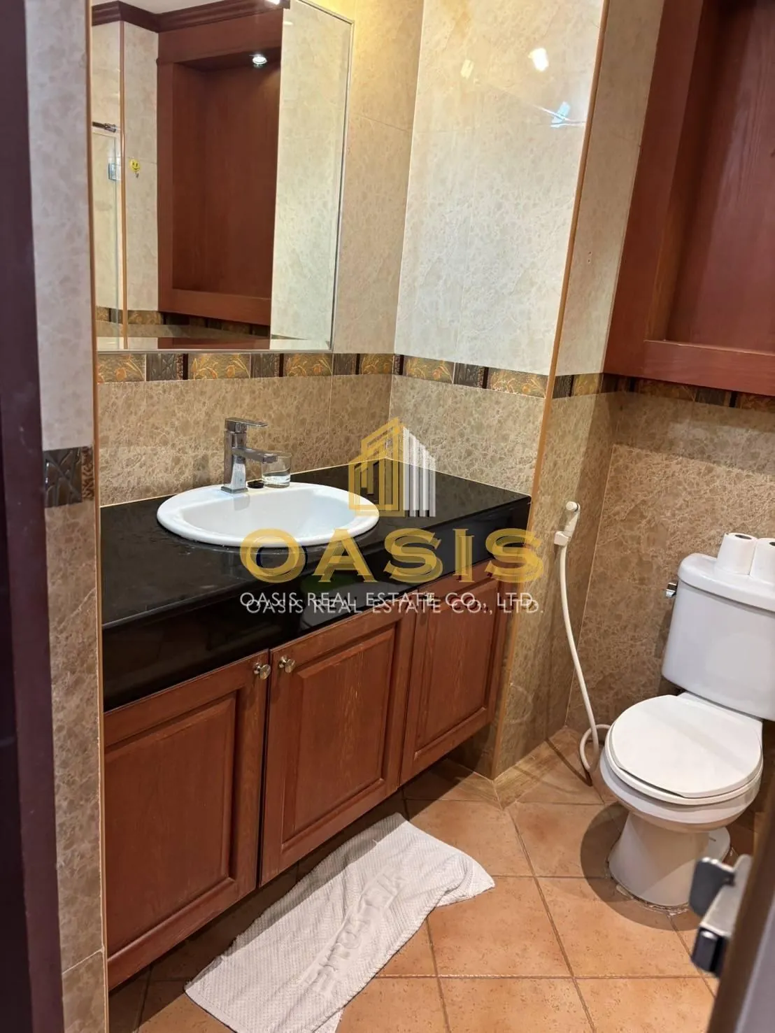 High Floor Condo for Sale with Sea View
