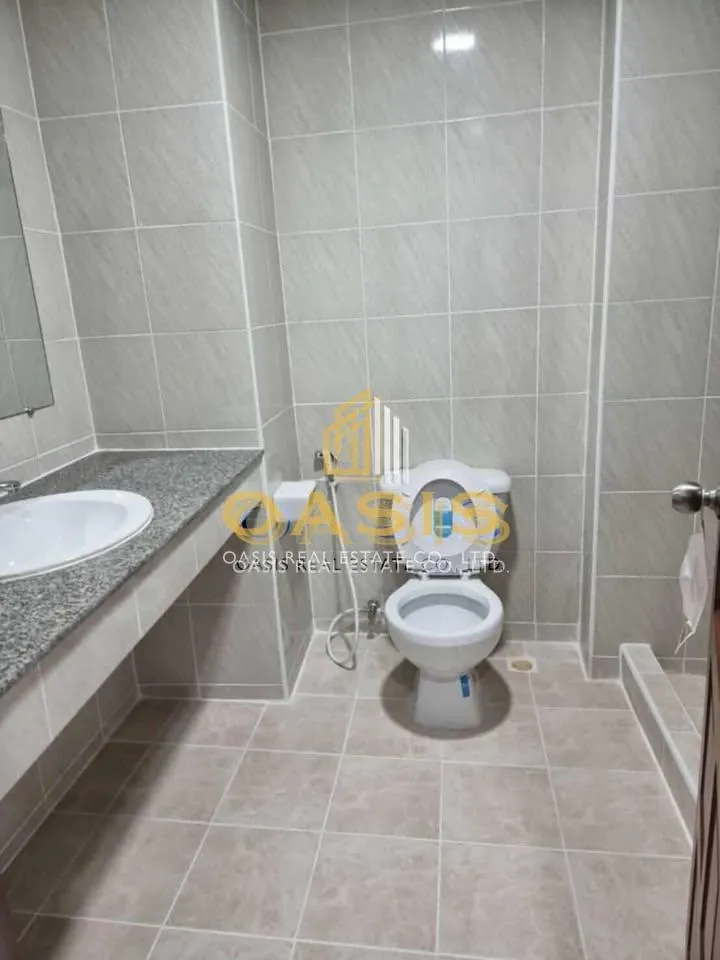 Unfurnished Studio Condo for Sale Jomtien